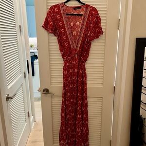 Chic Red Floral Maxi Dress